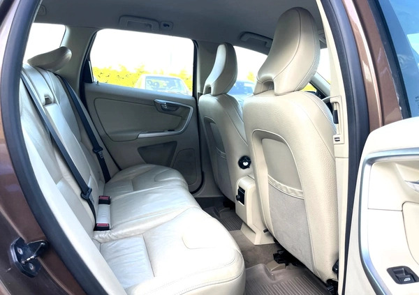 Volvo XC 60 cena 48000 przebieg: 213719, rok produkcji 2009 z Włocławek małe 191